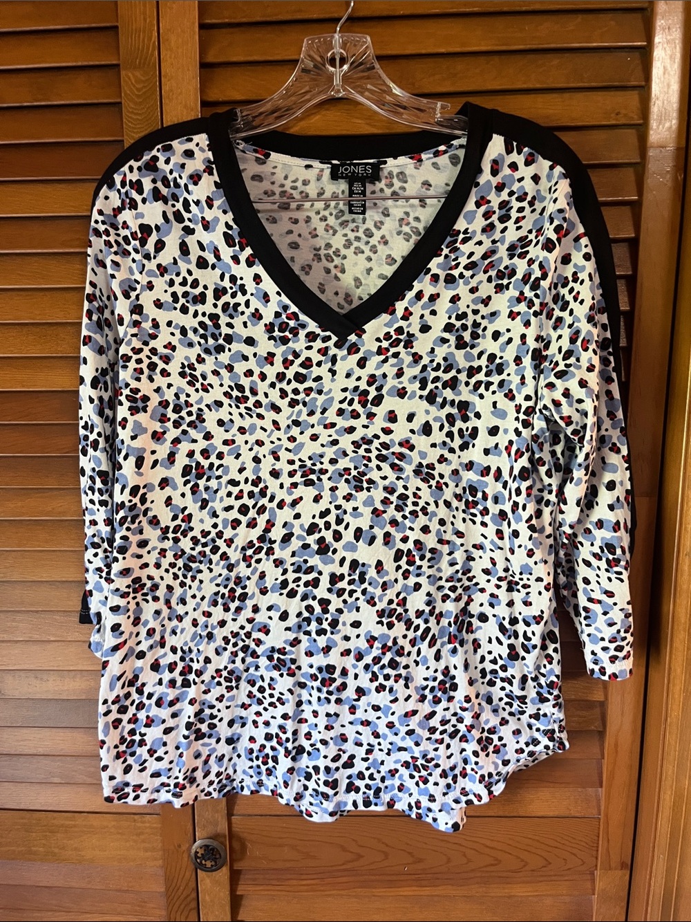 Jones New York White Multicolor Leopard-Print V-Neck Long Sleeve Top Size M